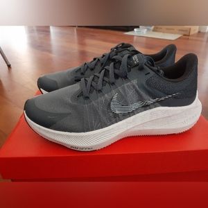 Nike Air Zoom Winflo 8 men's shoes